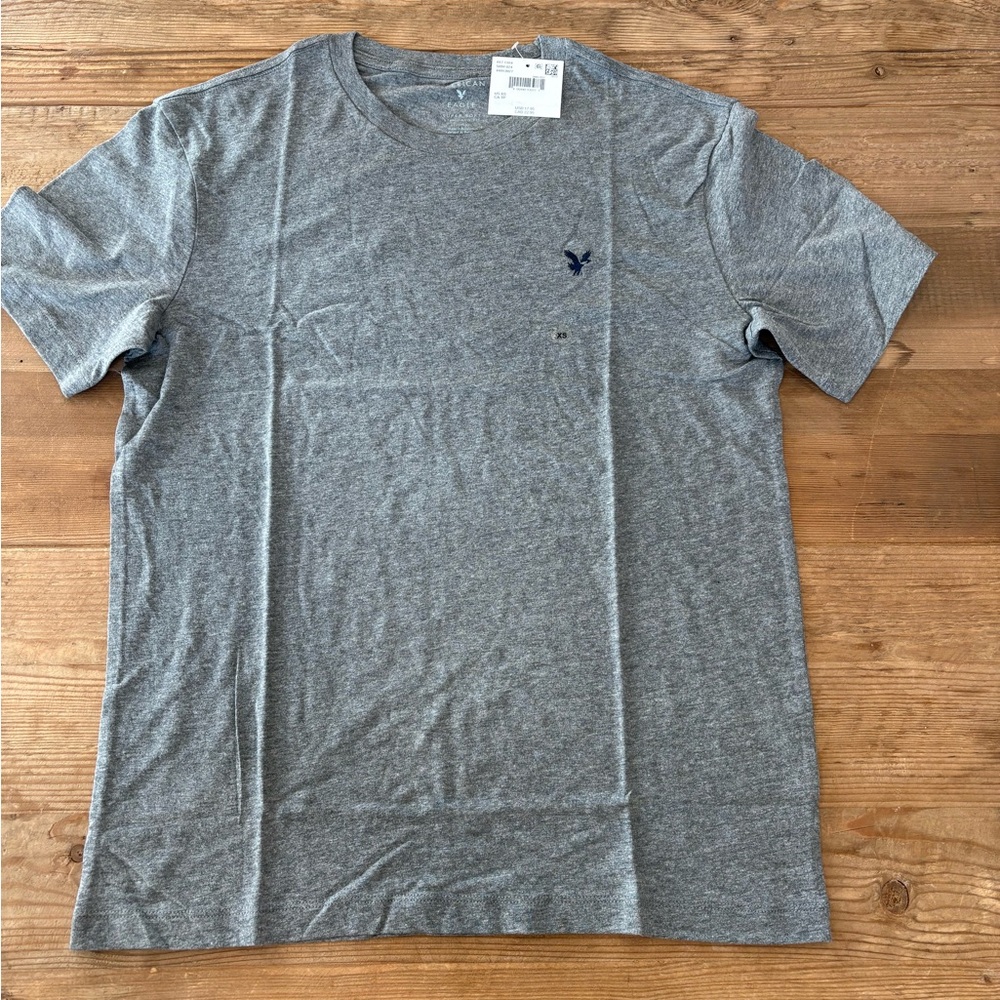 American Eagle Gray Crewneck Short-Sleeve T-Shirt